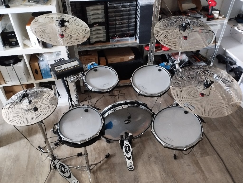 Hybride / Elektronische Drumkit (Traps)/Roland TD-3/Tassen, Ophalen, Zo goed als nieuw, Roland, Elektronisch