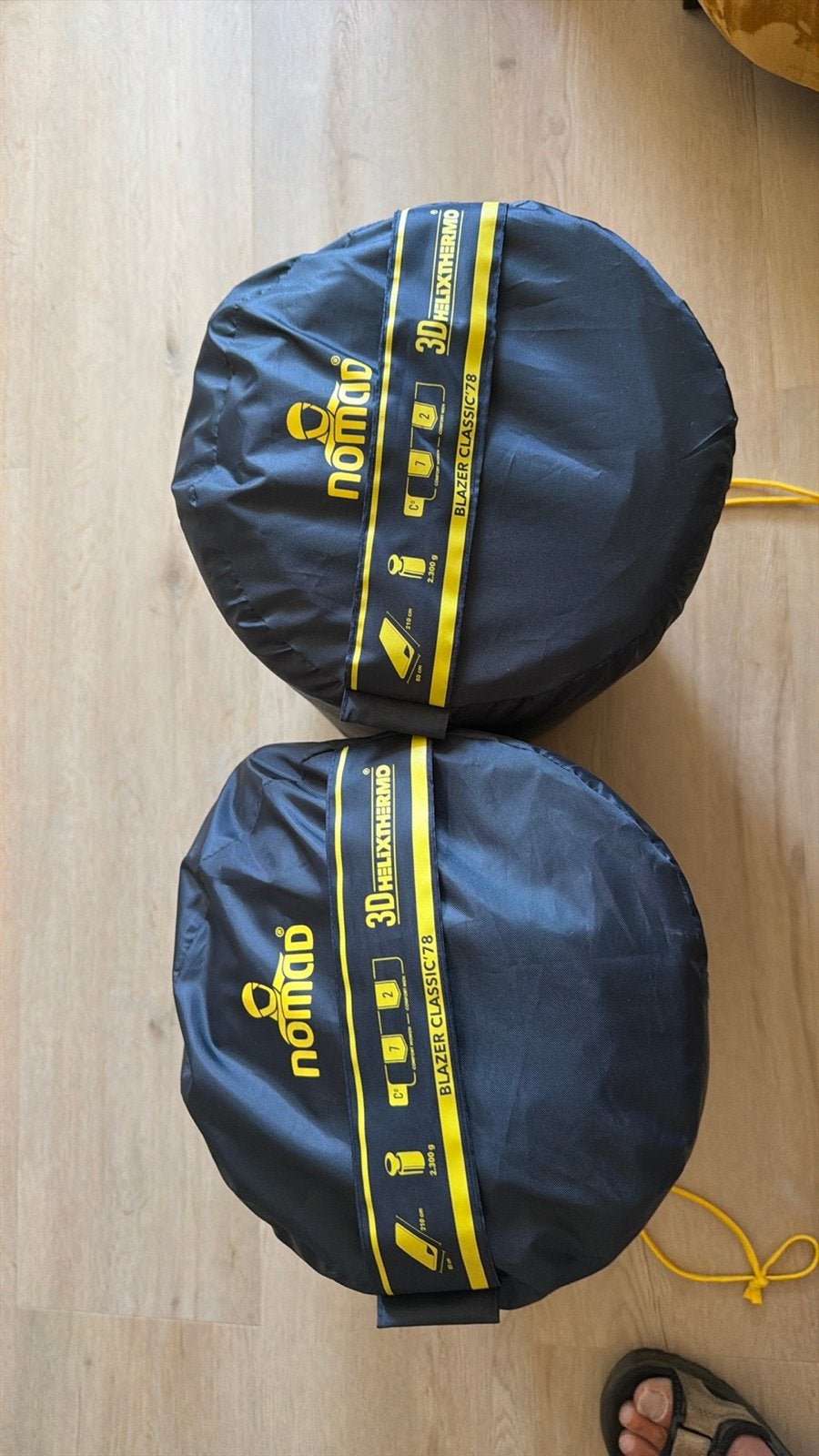 Nomad 3D HelixThermo Blazer Classic '78 slaapzakken, Caravans en Kamperen, Ophalen of Verzenden, Zo goed als nieuw