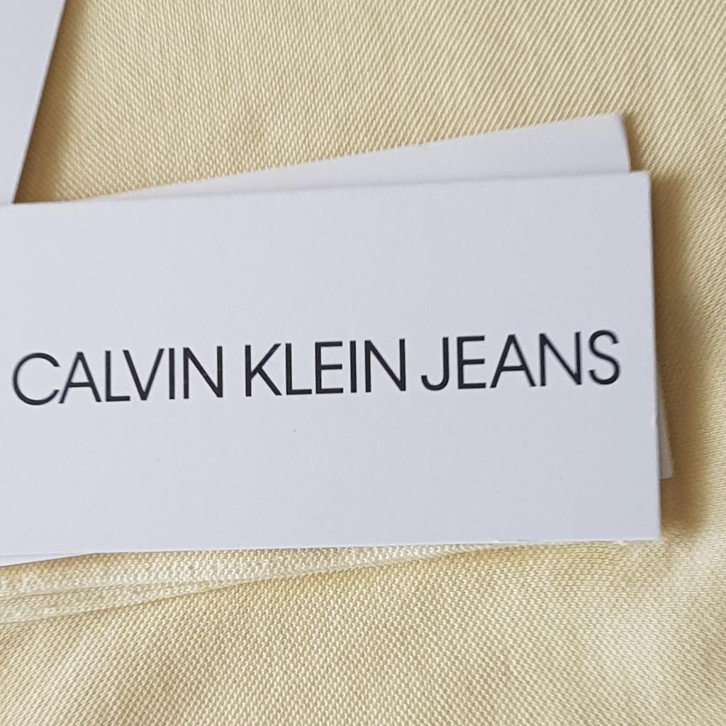 Nieuw CALVIN KLEIN Jeans Polo met beige kleur maat S, Kleding | Heren, Polo's, Nieuw, Maat 46 (S) of kleiner, Zwart, Verzenden