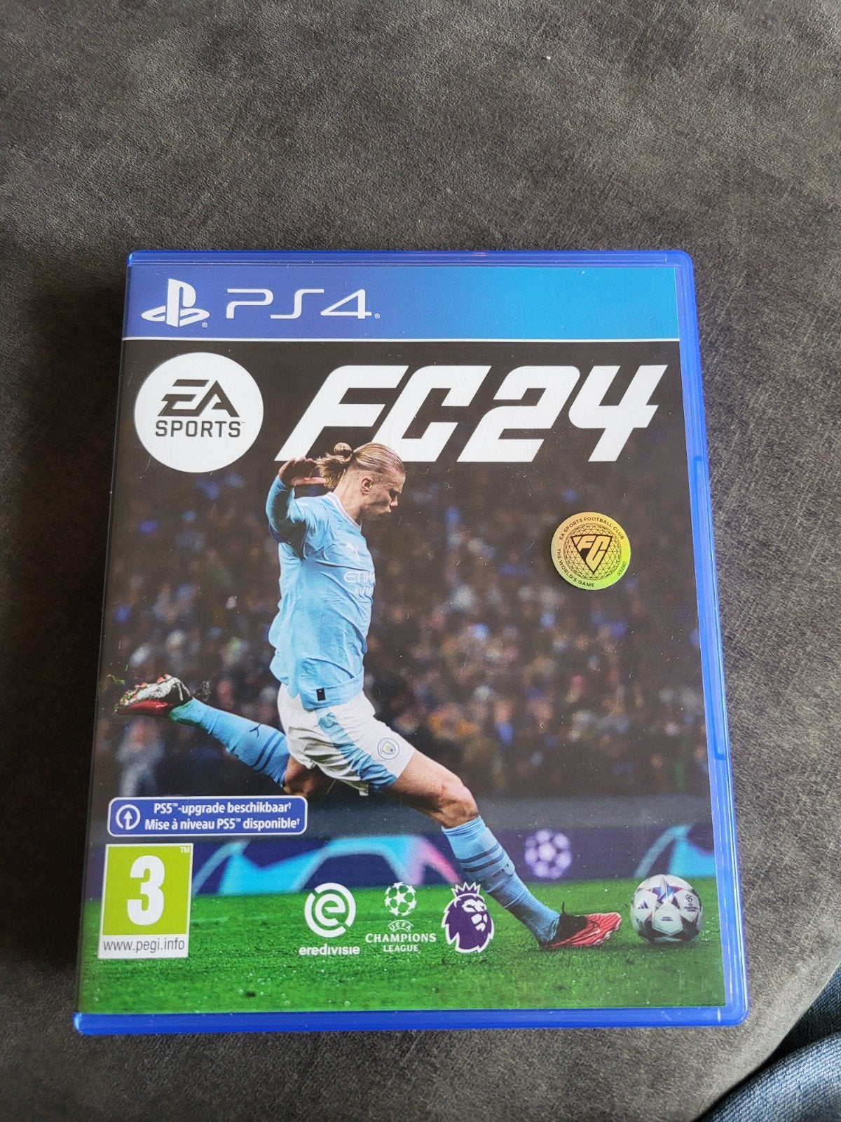 EA Sports FC 24 PS4 - Inclusief PS5 upgrade, Ophalen, Zo goed als nieuw, Eén computer, Sport