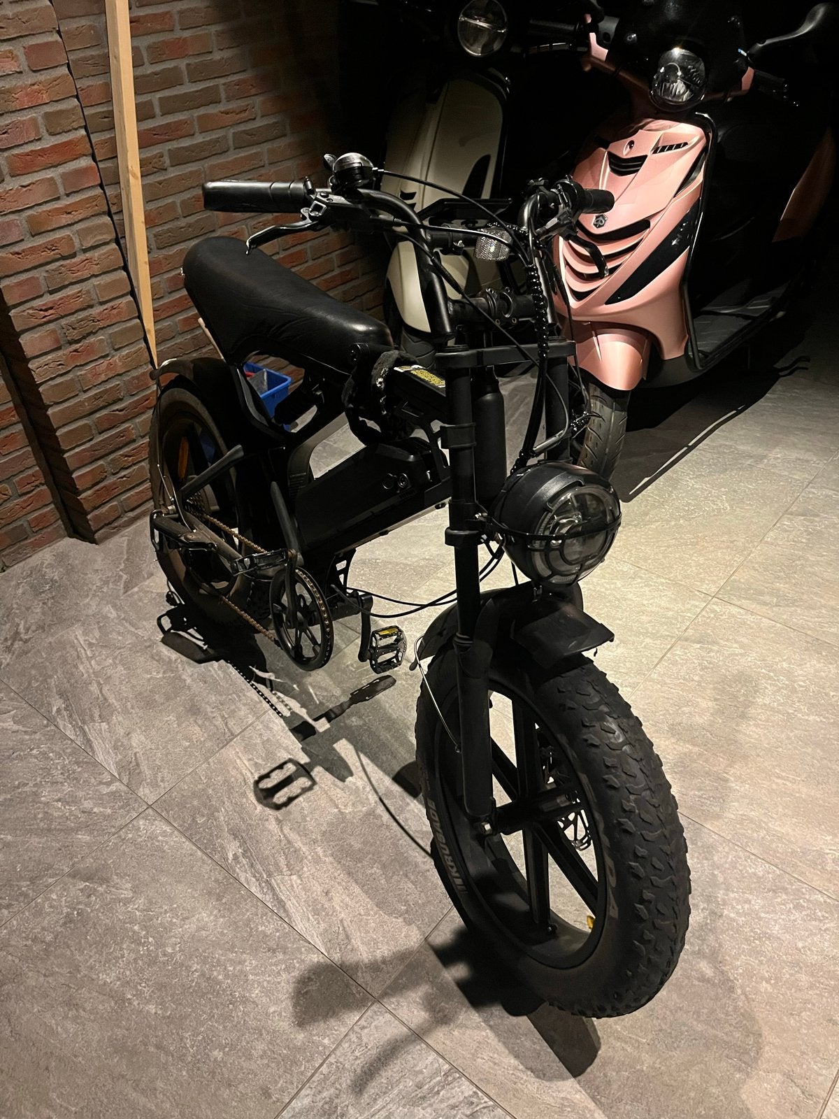 Fatbike v20 Pro. 2x, Zo goed als nieuw, 51 tot 55 cm, 50 km per accu of meer, Ophalen