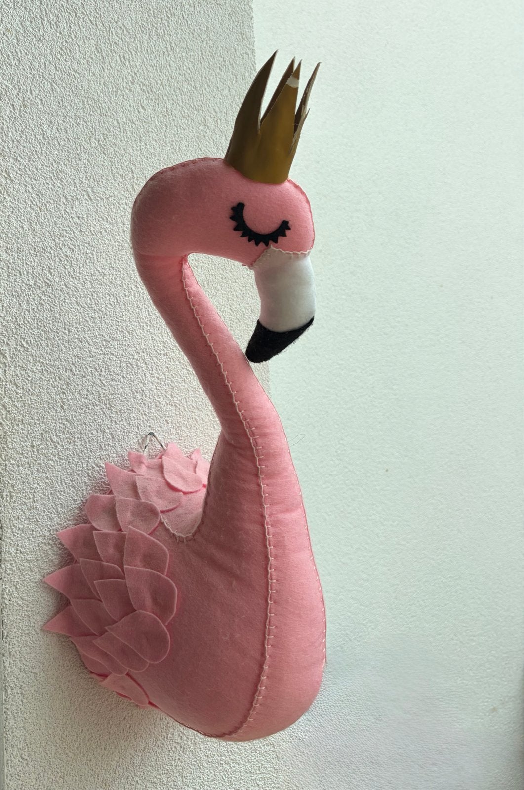 Roze Flamingo Wanddecoratie met Kroon - Handgemaakt, Ophalen, Zo goed als nieuw, Wanddecoratie