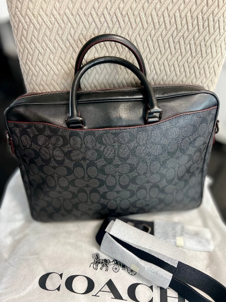 Nieuwe Coach Slim Laptop Tas Signature Charcoal Canvas, Sieraden, Tassen en Uiterlijk, Tassen | Schoudertassen, Overige merken