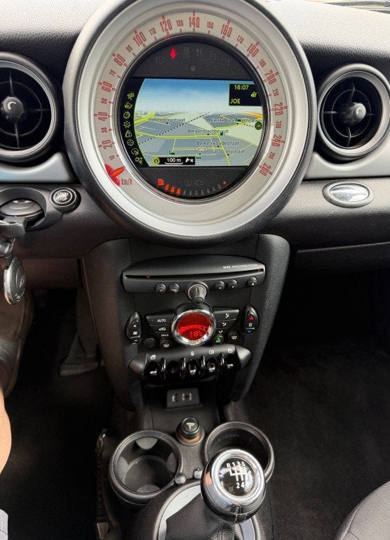 Mini CLUBMAN 1.6 One Bns Line NAVI CLIMA NETTE AUTO NAP APK, Auto's, Mini, Euro 5, Gebruikt, Clubman, 4 cilinders