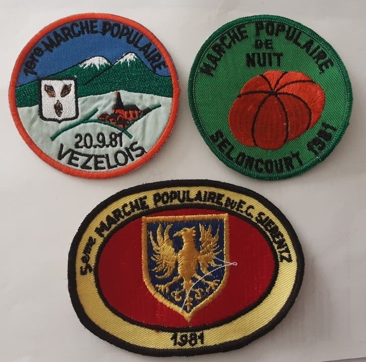 Vintage Franse wandelsport emblemen, Hobby en Vrije tijd, Kledingapplicaties en Hotfix, Ophalen of Verzenden, Zo goed als nieuw