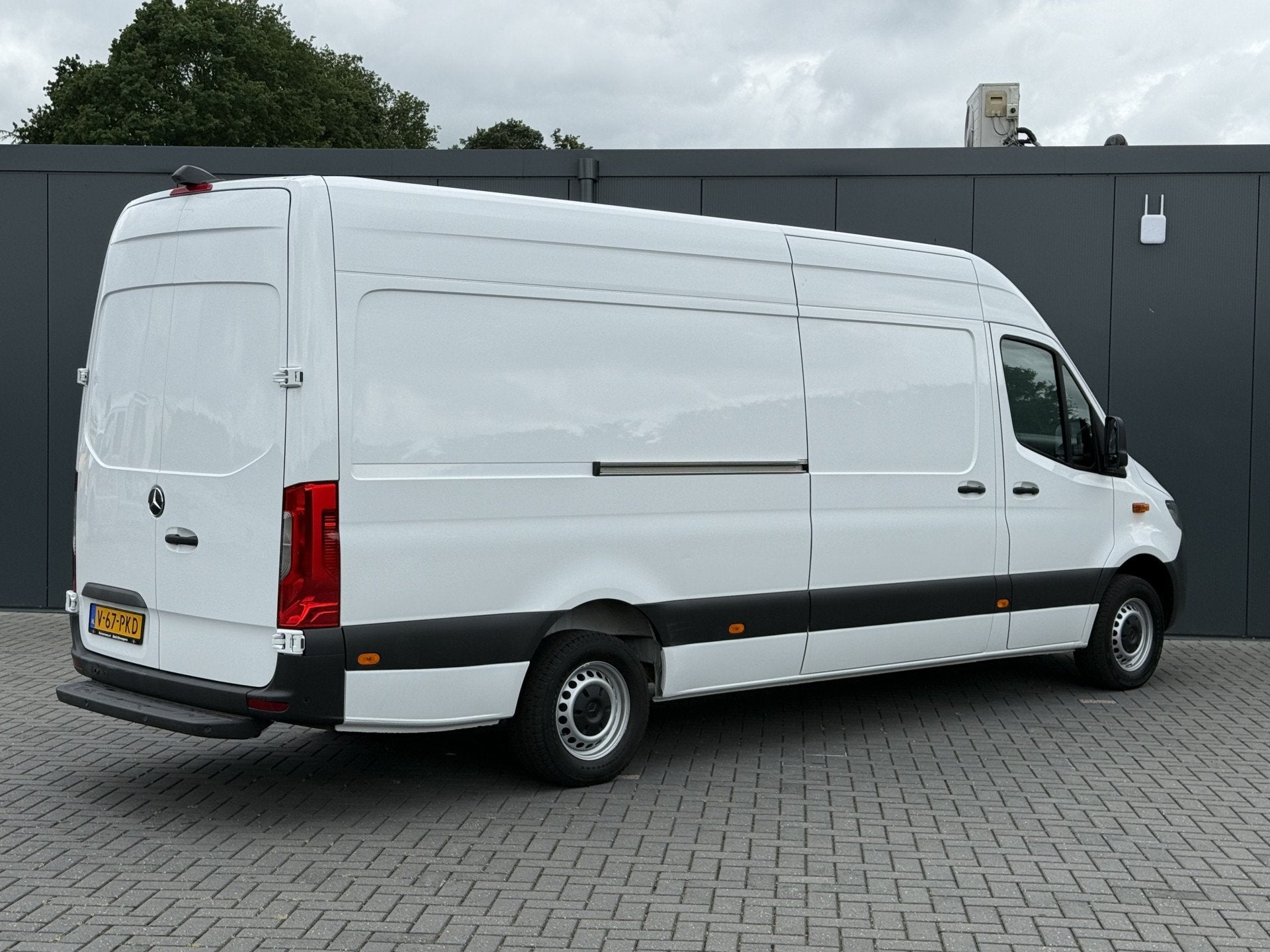 Mercedes-Benz Sprinter 315 CDI 150 PK / L3H2 / 360 CAMERA /, Achterwielaandrijving, Gebruikt, Euro 6, Wit