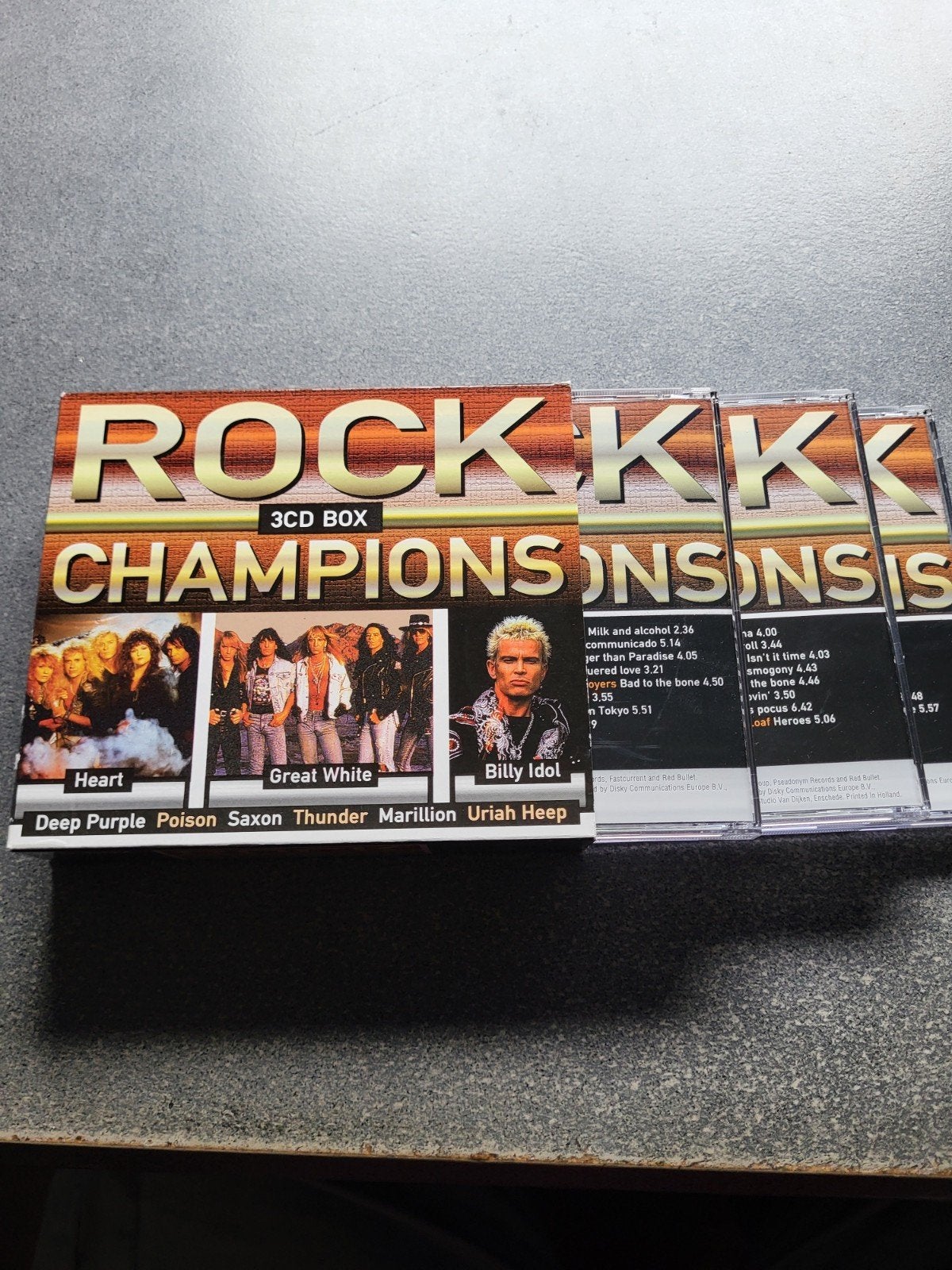 3x cd in box, rock verzamel, Ophalen of Verzenden, Zo goed als nieuw, Pop