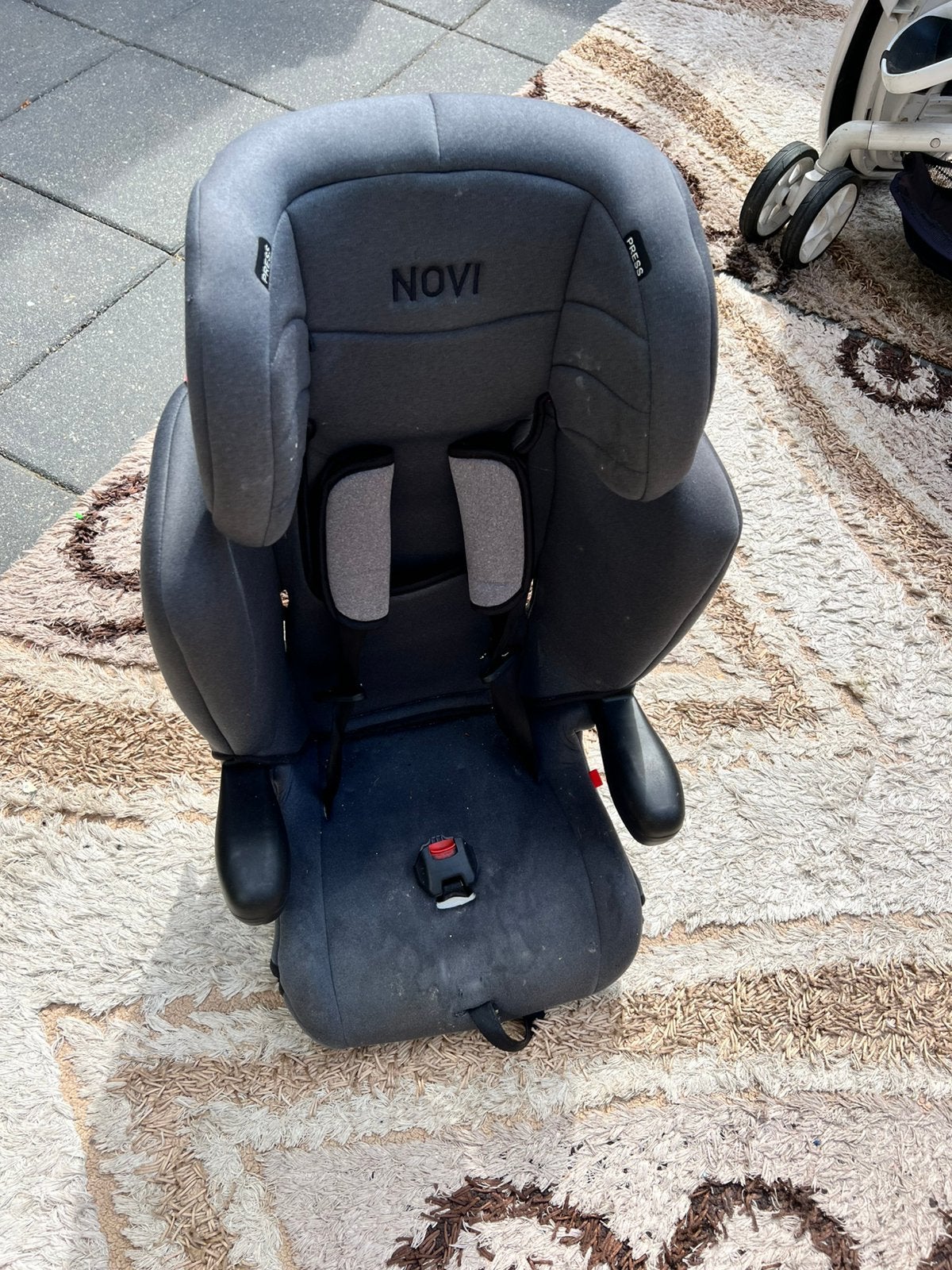 Autostoel Novi afstelbare, Kinderen en Baby's, Overige merken, Autogordel, 15 t/m 36 kg, Ophalen of Verzenden