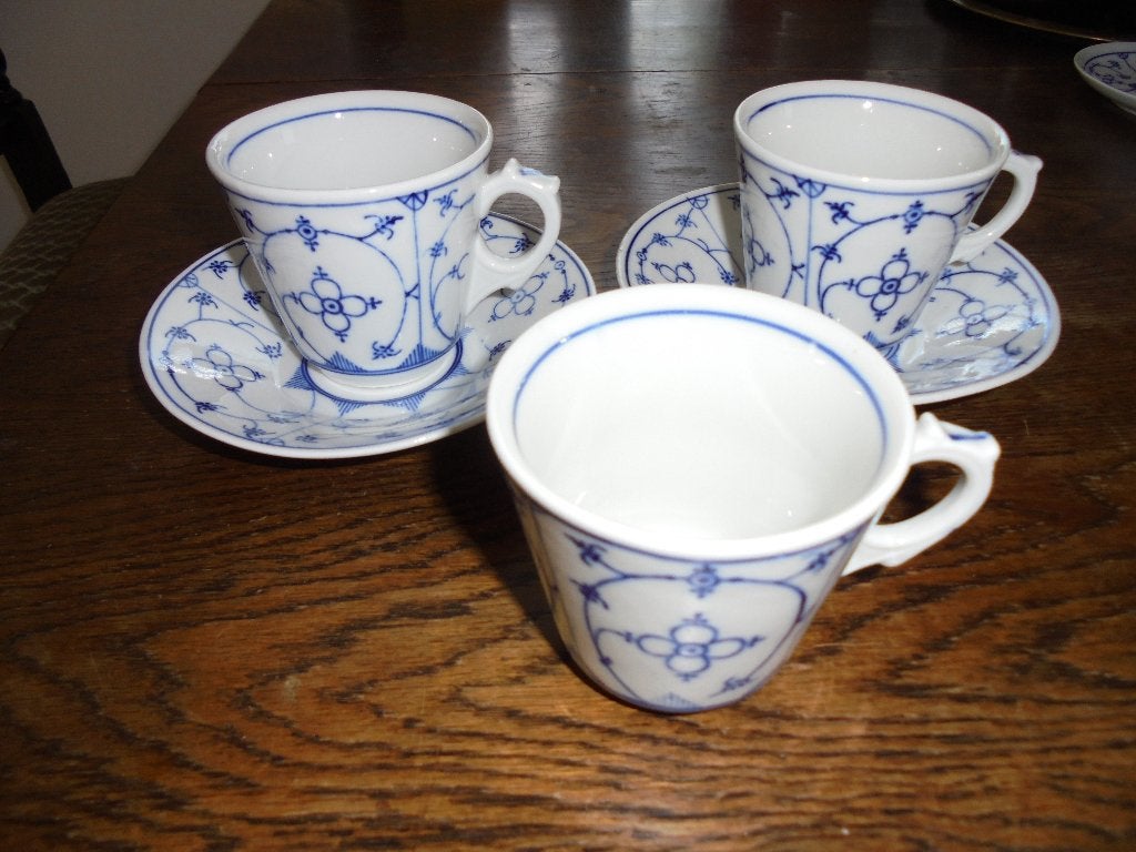 Saksisch blue koffiekopjes 3 schotels 2, Ophalen of Verzenden