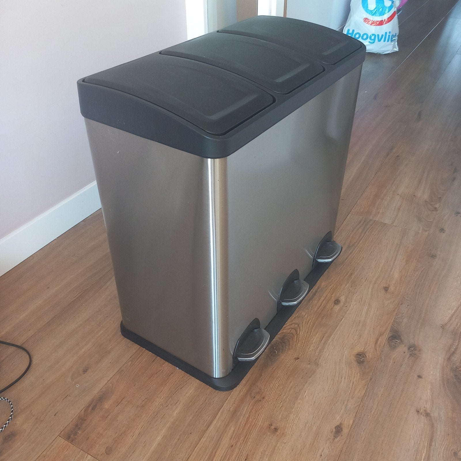 Pedaalemmer 3 vakken, 3 x 20 liter, Ophalen, 50 – 75, Gebruikt, Met pedaal
