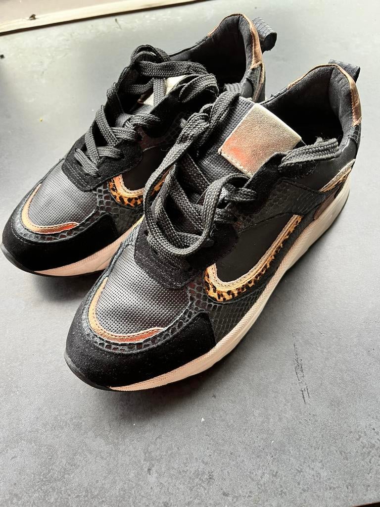 Mooie dames schoenen posh bij poelman!, Ophalen, Zo goed als nieuw, Sneakers of Gympen