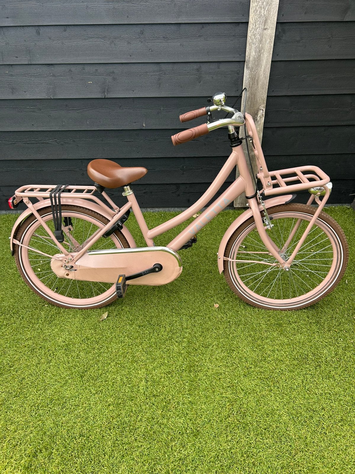 Valetta meisjesfiets 22 inch, Ophalen, Zo goed als nieuw, 22 inch