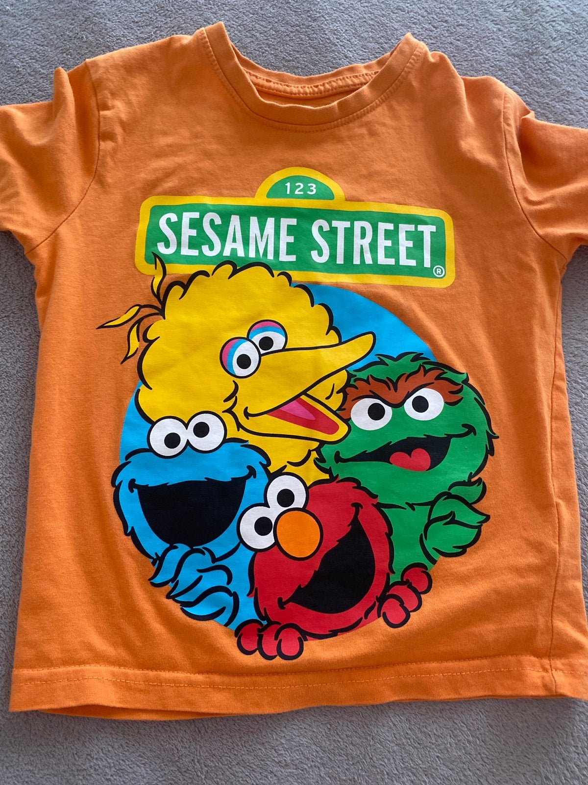Oranje T-shirt 104cm, 100cotton, Ophalen of Verzenden, Gebruikt, Jongen of Meisje, Shirt of Longsleeve