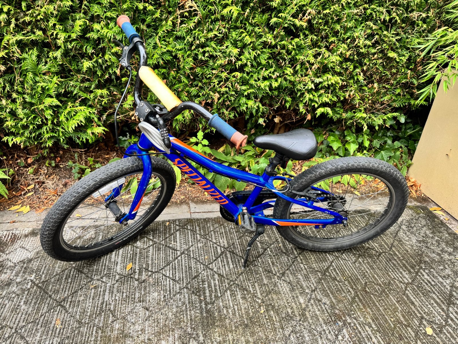Specialized Riprock Coaster kinderfiets - blauw - 20 inch, Fietsen en Brommers, Fietsen | Kinderfietsjes, Ophalen, Gebruikt, Velgrem