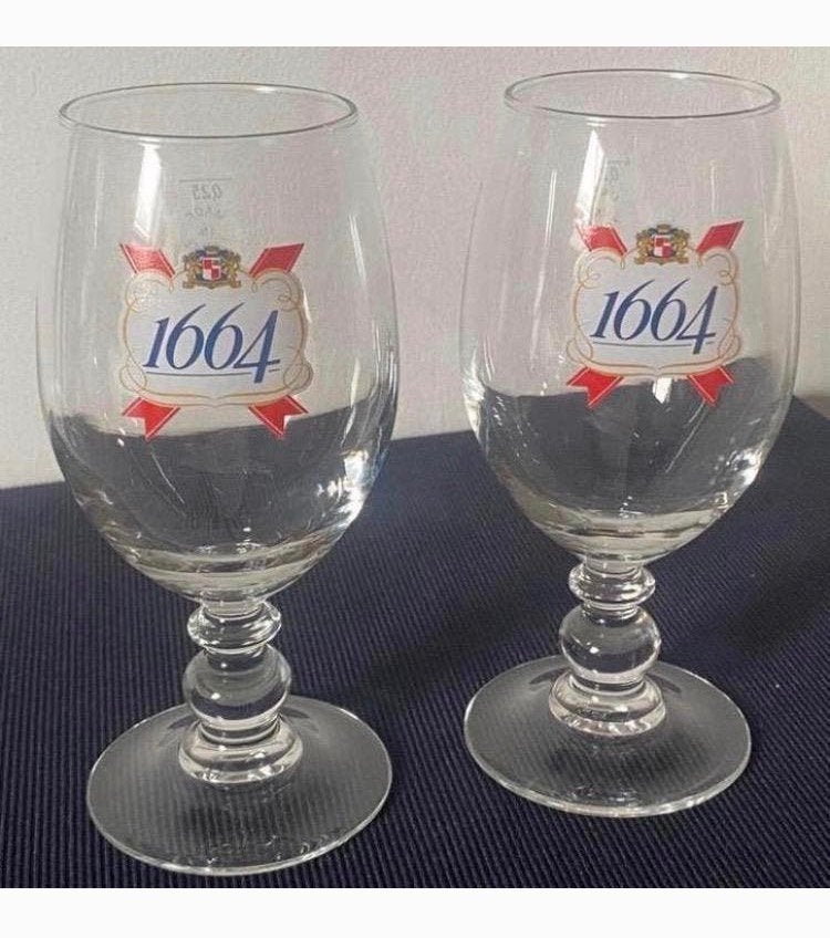 2 Bierglazen van 1664 Kronenbourg. H. 16 cm., Ophalen of Verzenden, Zo goed als nieuw, Glas of Glazen, Overige merken