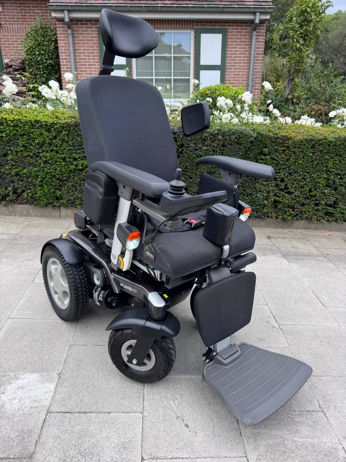 Puma 40 Handicare elektrische rolstoel invalide Rolwagen, Ophalen of Verzenden, Zo goed als nieuw
