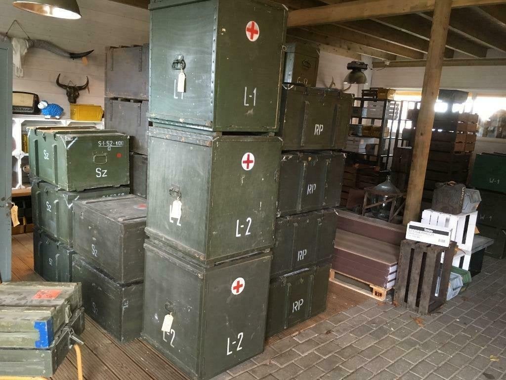 Legerkisten , verschillende maten , grote aantallen, Ophalen, Hout, Wandkapstok, Minder dan 100 cm
