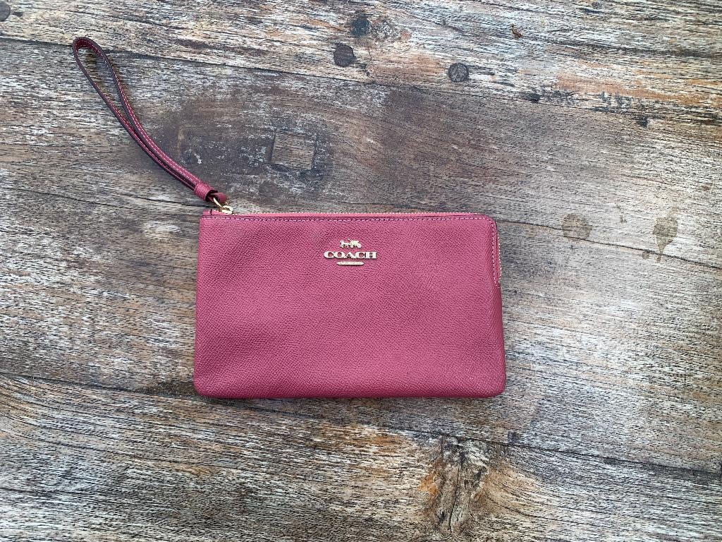 Coach hand/pols tasje, Ophalen of Verzenden, Zo goed als nieuw, Roze, Handtas