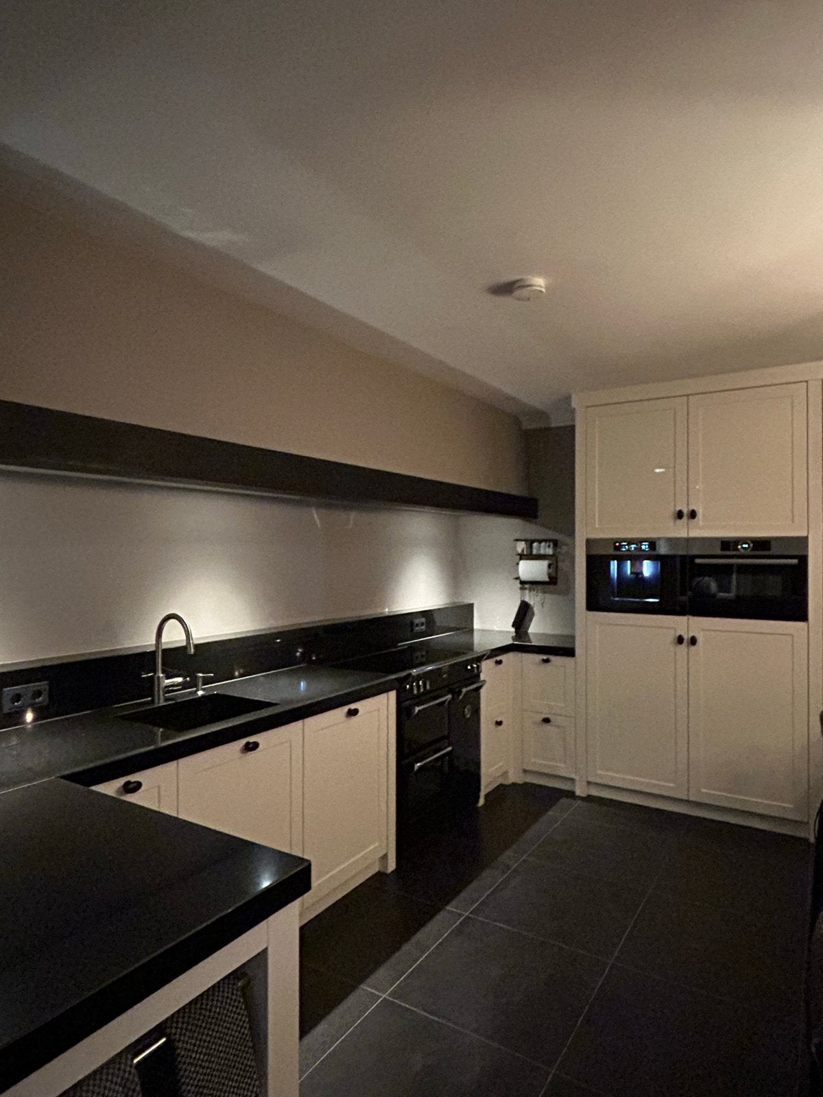 Witte U-vorm keuken incl. Bosch inbouwapparatuur, Huis en Inrichting, Ophalen, Gebruikt, U-keuken, Wit
