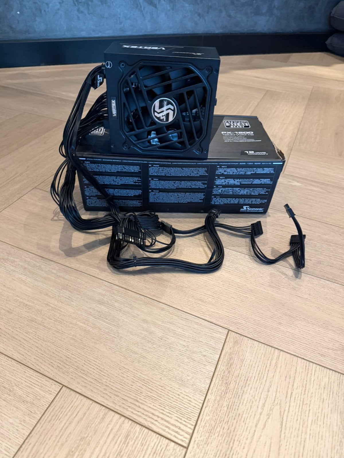 Seasonic Vertex PX-1200 1200W Platinum ZGAN + Garantie, Computers en Software, Ophalen, Zo goed als nieuw, Waterkoeling