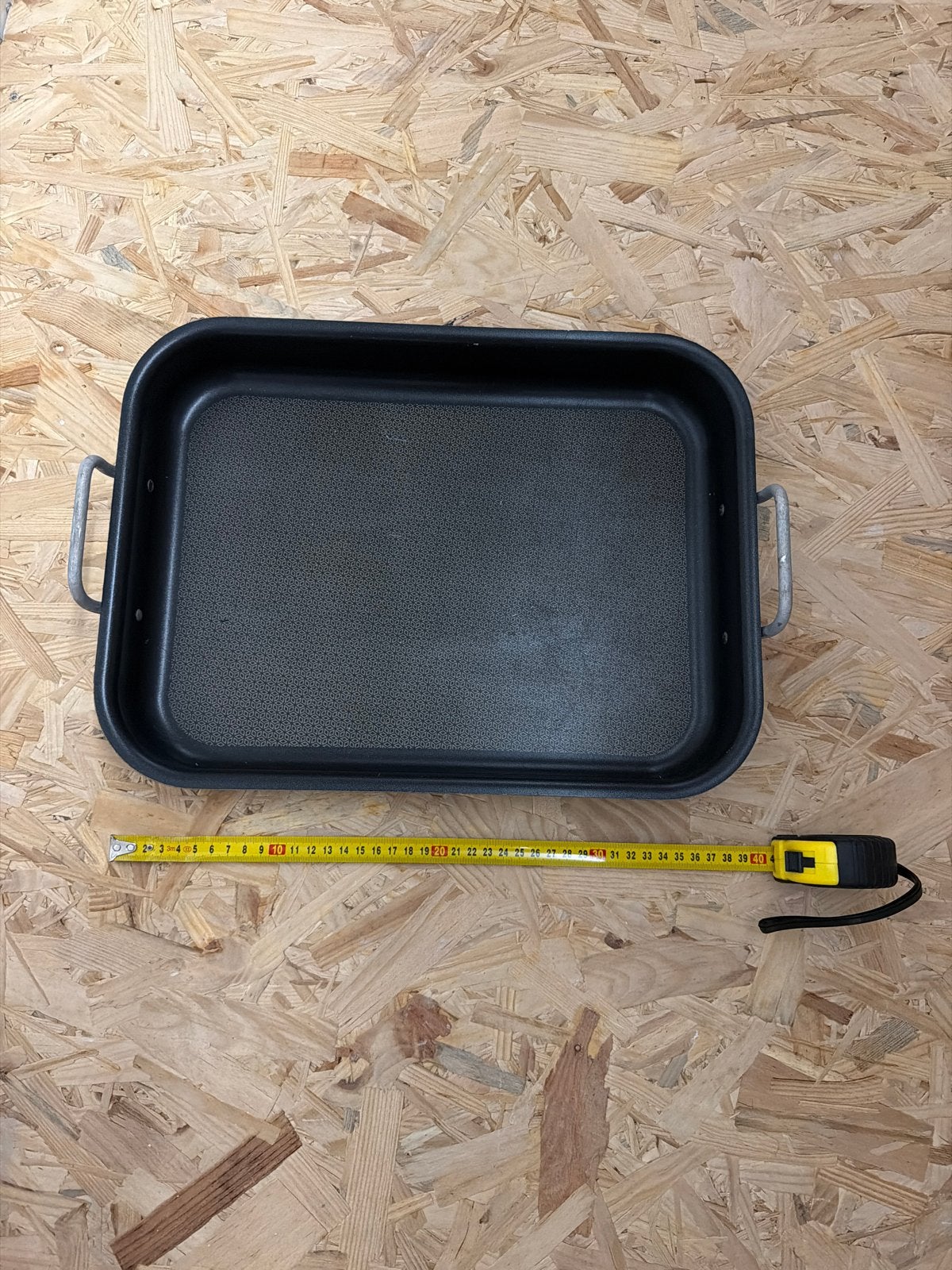 Grote zwarte braadslede ovenschaal met handvatten, Overige materialen, Gebruikt, Antiaanbaklaag, Overige typen