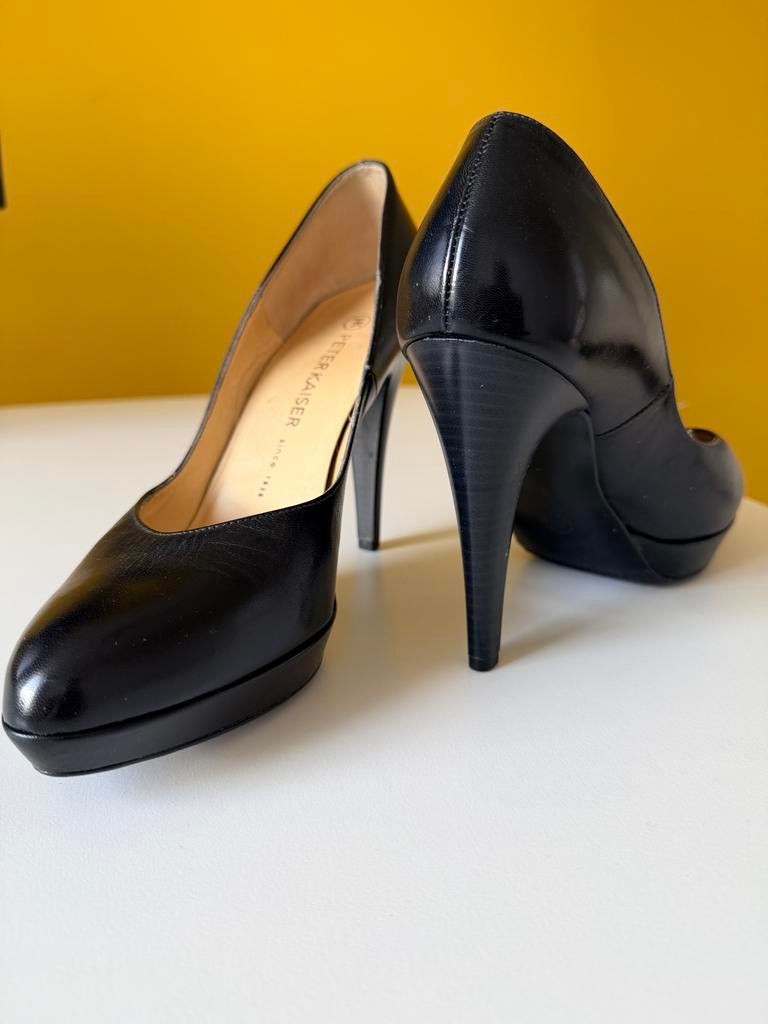 Zwarte Peter Kaiser plateau pumps maat 39,5, Ophalen of Verzenden, Gedragen, Zwart, Pumps