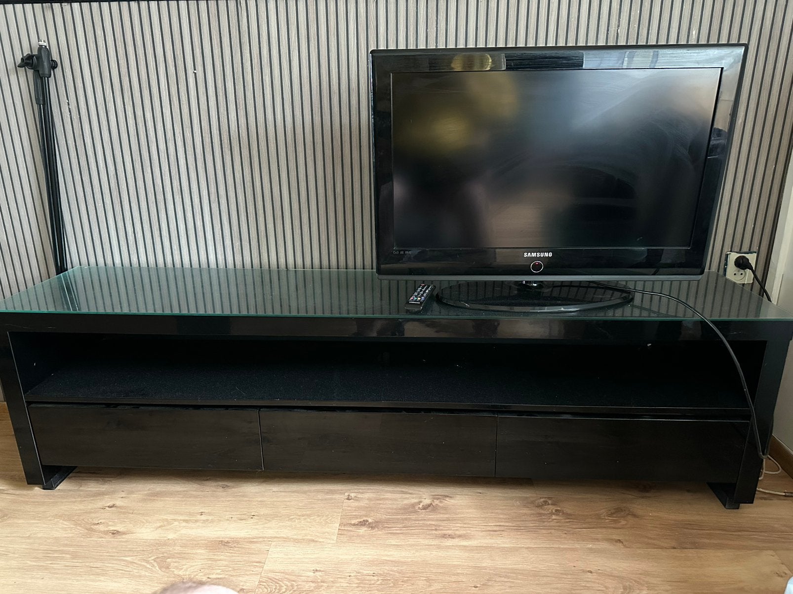 TV cabinet with drawers, Ophalen, Zo goed als nieuw, 25 tot 50 cm, Minder dan 100 cm