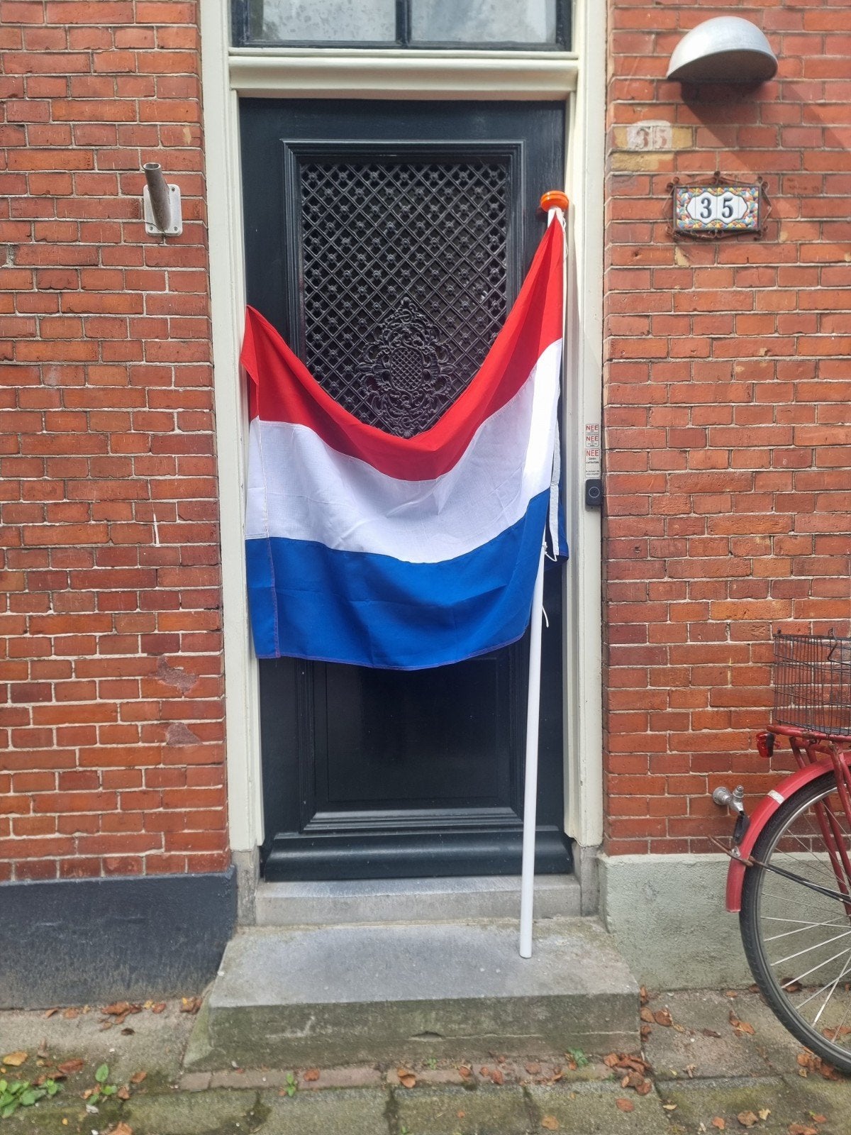 Nederlandse vlag met stok, Ophalen, Zo goed als nieuw