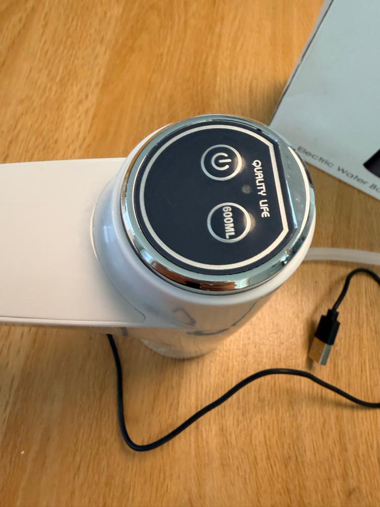 Draadloze elektrische waterpomp voor flessen, Caravans en Kamperen, Kampeeraccessoires, Ophalen of Verzenden, Zo goed als nieuw