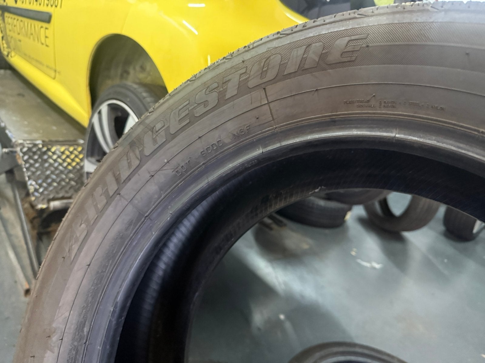 4x 235 60 18 103W Bridgestone Dueler H/P Sport DEMO DOT4922, Auto-onderdelen, Banden en Velgen, 18 inch, Gebruikt, Ophalen of Verzenden
