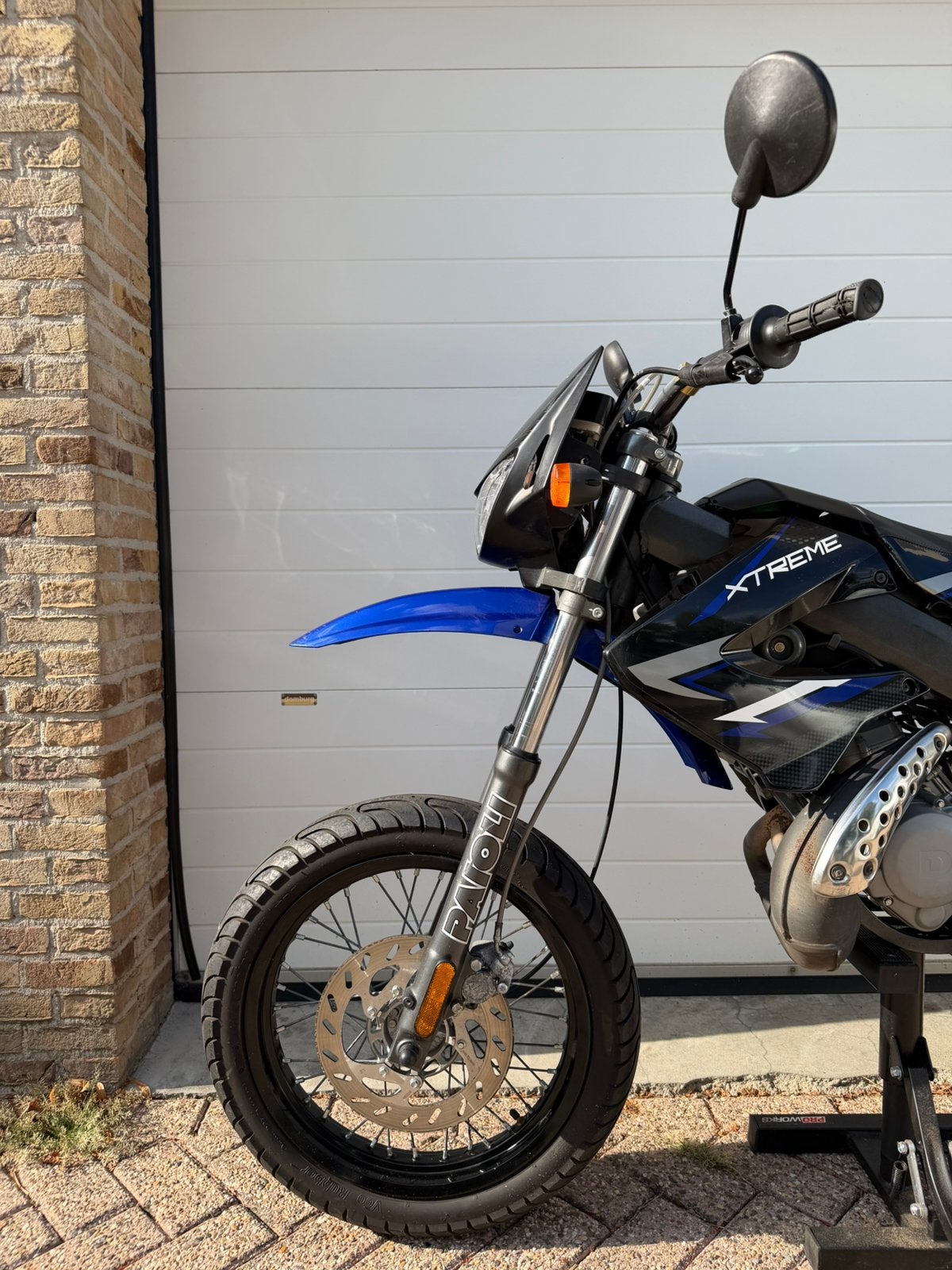 Derbi Senda Extreme | MAAR 4100 KM | 2009, Fietsen en Brommers, 6 versnellingen, Derbi, Maximaal 45 km/u, Derbi