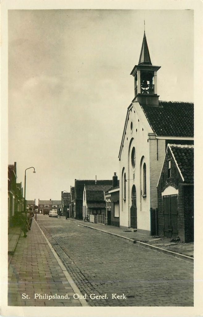 378-309-009 St Philipsland Oud Geref Kerk, Verzamelen, Ansichtkaarten | Nederland, Verzenden, Voor 1920, Zeeland