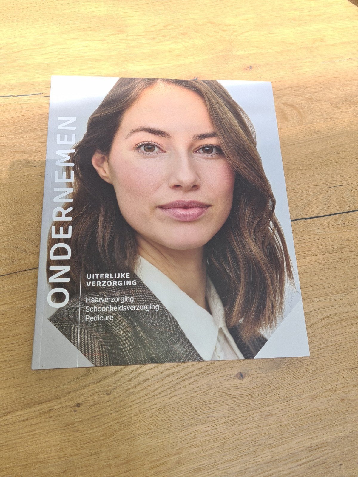 Studieboek Ondernemen voor Schoonheidsspecialist, Visavi, Ophalen of Verzenden, Zo goed als nieuw, MBO
