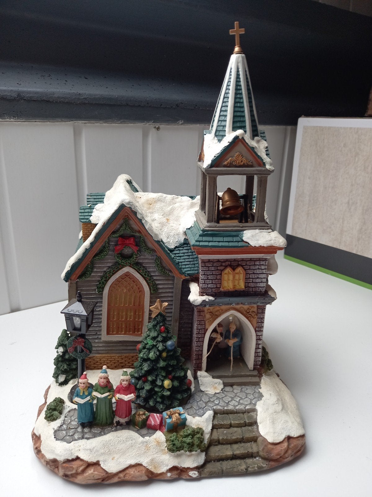 kerstdorp intratuin grote kerk met licht geluid en beweging, Diversen, Ophalen of Verzenden