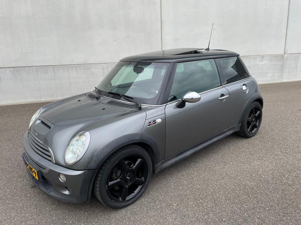 Mini 1.6 16V Cooper S 2005 Grijs, Auto's, Voorwielaandrijving, 4 cilinders, 4 stoelen, Handgeschakeld
