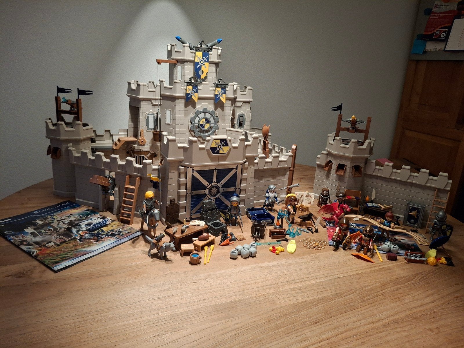 Playmobil Novelmore Kasteel 70220 en uitbreiding 70778, Ophalen, Gebruikt