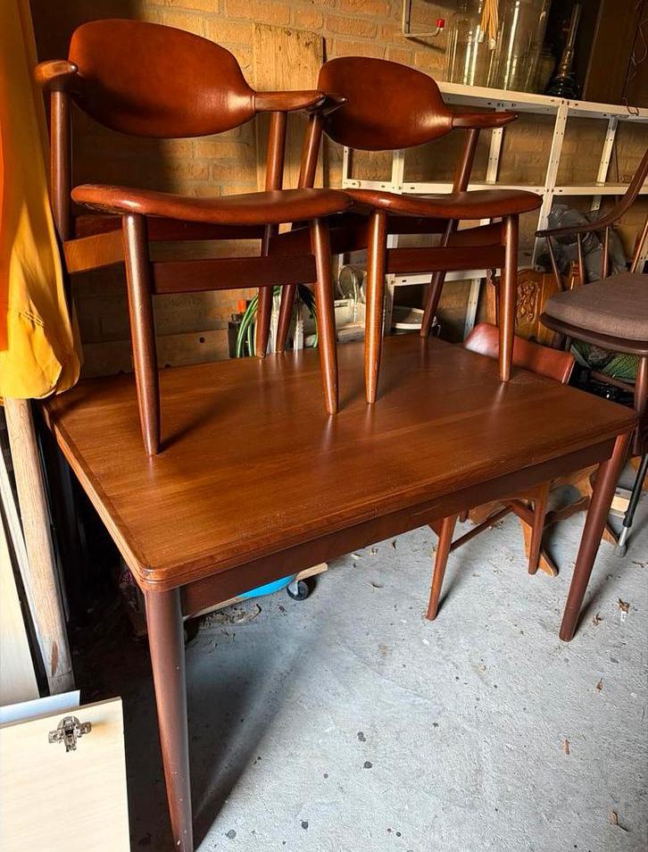 Tijsseling koehoorn stoel 'Vlijmen' en Tafel - Zeer Mooi, Gebruikt, Twee, Bruin, Ophalen of Verzenden