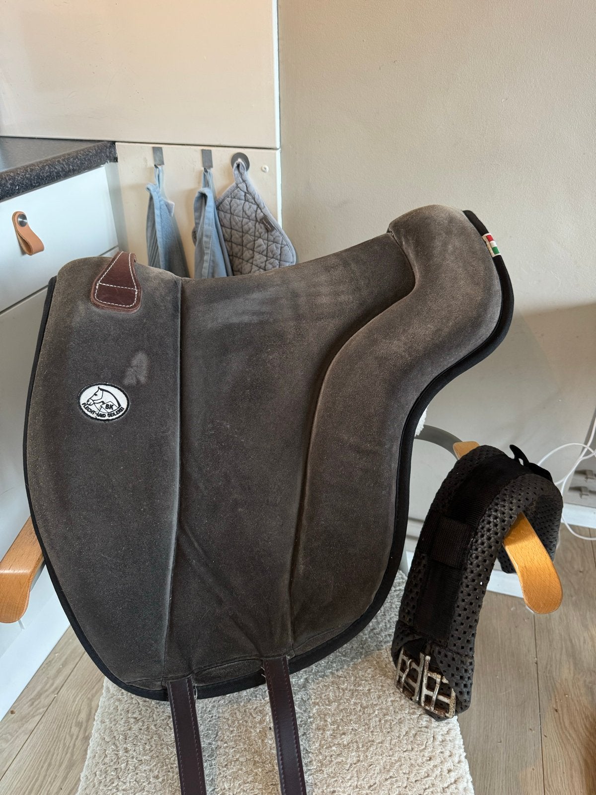 Mooie suède barebackpad BK, Ophalen of Verzenden, Zo goed als nieuw