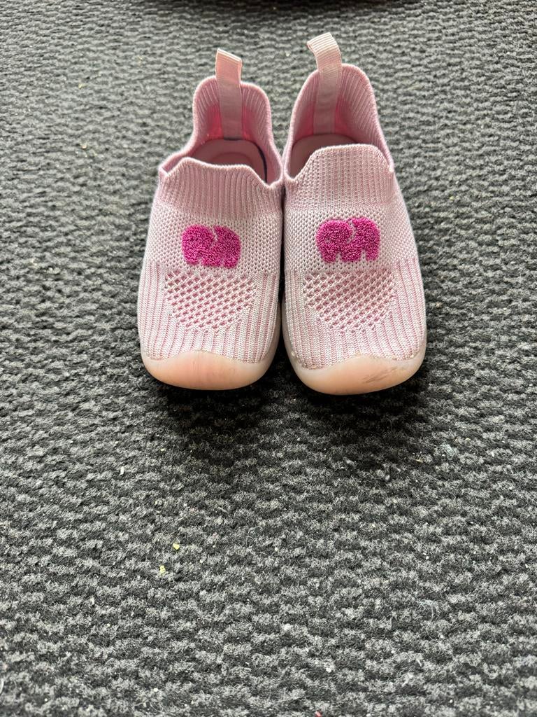 Roze Elefanten schonentje meisjes schonen maat 24, Kinderen en Baby's, Kinderkleding | Schoenen en Sokken, Ophalen of Verzenden