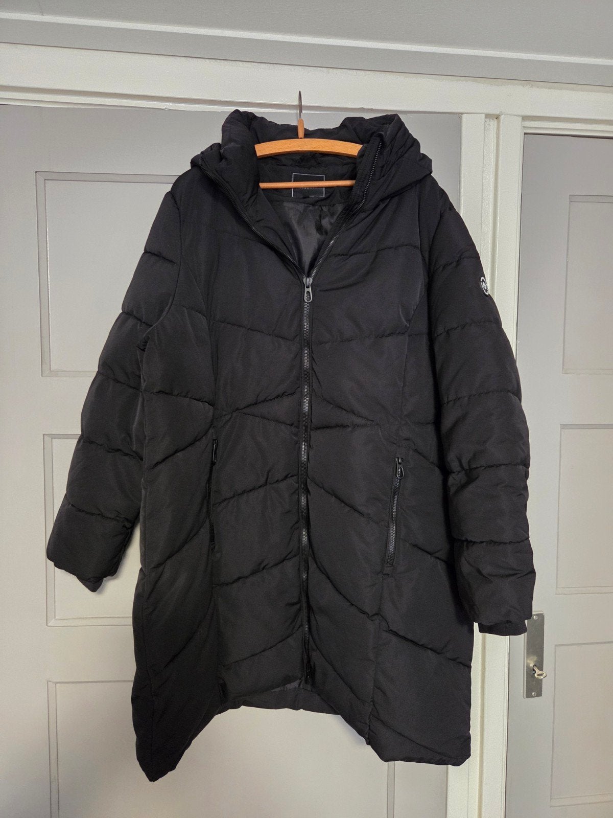 Pescara Zwarte Gewatteerde Winterjas met Capuchon XXL, Ophalen, Zwart, Maat 46/48 (XL) of groter, Pescara