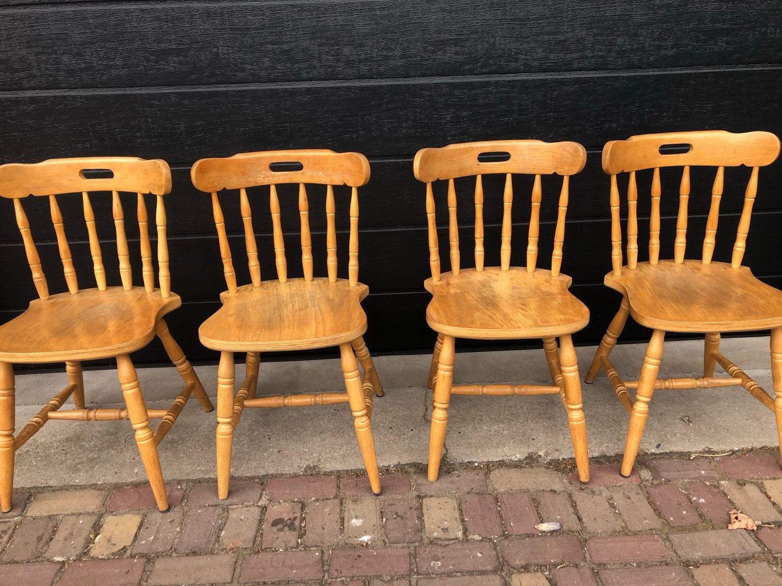 Set van 4 houten stoelen - rustieke stijl, Antiek en Kunst, Ophalen