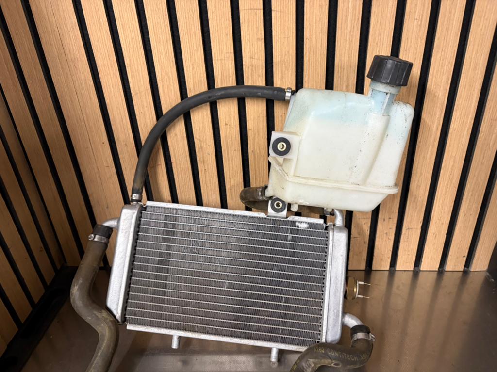 piaggio hexagon 180cc radiateur, Motoren, Tuning en Styling, Ophalen
