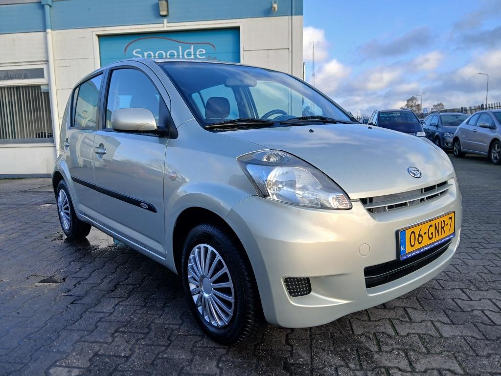 Daihatsu Sirion 2 1.3-16V 170.000Km Nap/Airco/Dealer onderho, Voorwielaandrijving, Stof, Gebruikt, 4 cilinders