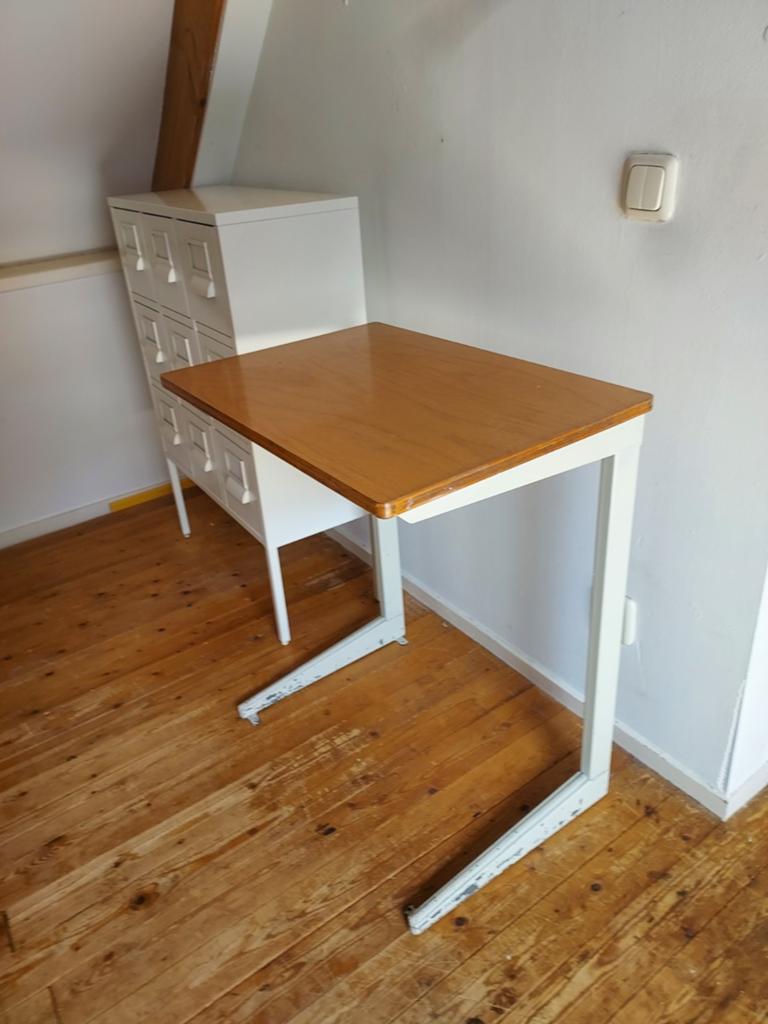 Vintage Arend Cirkel schooltafeltje bureau uit 1969, Antiek en Kunst, Ophalen