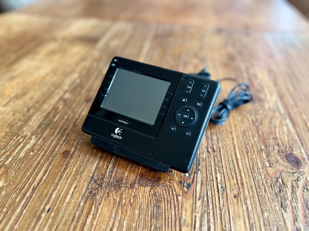 Logitech Harmony 1100, Ophalen of Verzenden, Gebruikt, Universeel, Receiver of Versterker