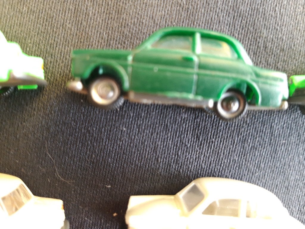 Daffodil 1961-63 Eko H0 donkergroen, Ophalen of Verzenden, Zo goed als nieuw, Auto, Overige merken