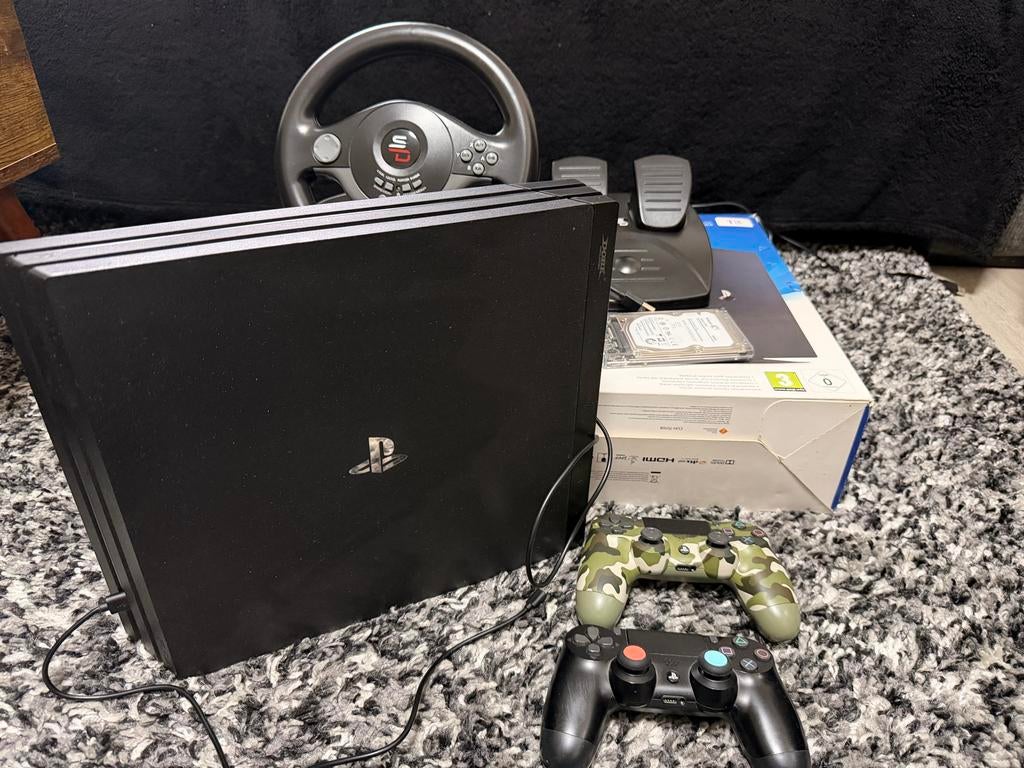 PlayStation 4 Pro 1TB + 2 Controllers + Accessories FW 10.01, Spelcomputers en Games, Spelcomputers | Sony PlayStation 4, Ophalen