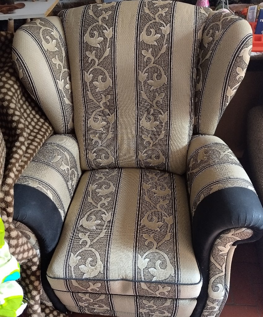 Comfortabele fauteuil met klassiek patroon, Ophalen, Gebruikt, Klassiek, Traditioneel, Stof