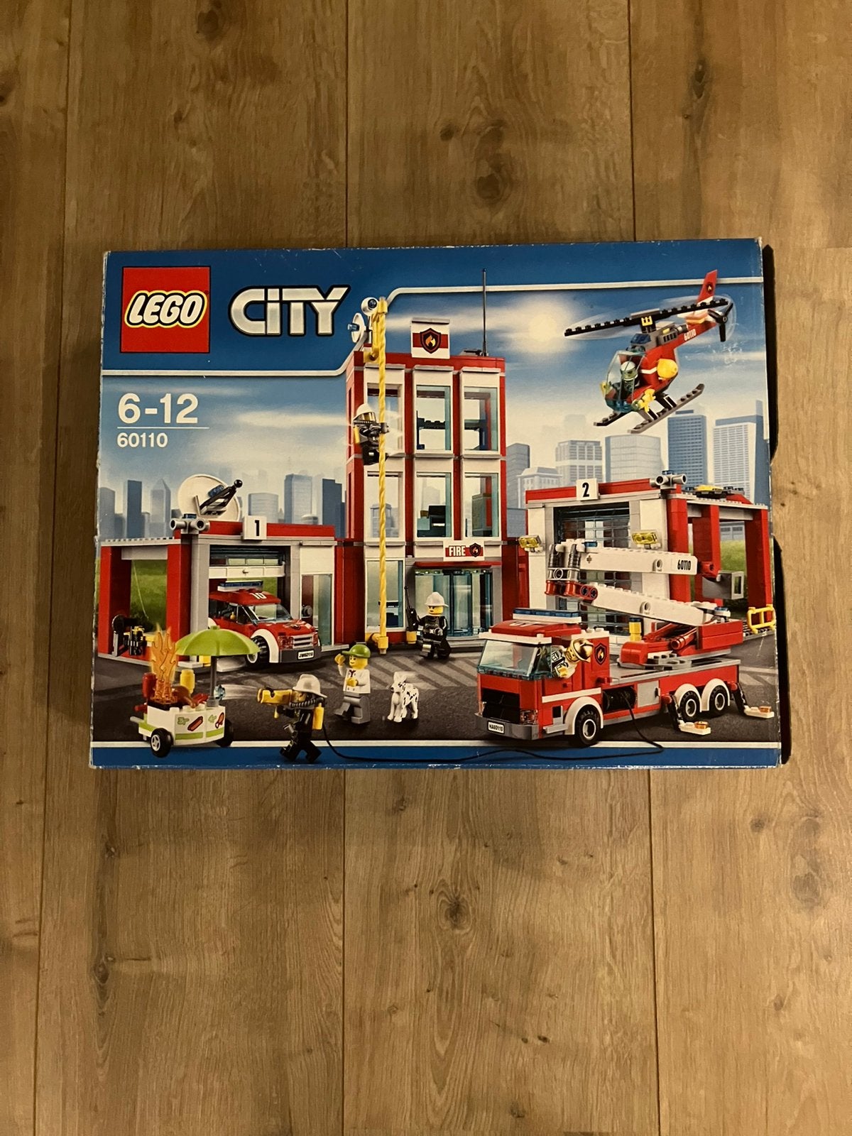 Lego City 60110 Brandweerkazerne, Ophalen of Verzenden, Zo goed als nieuw