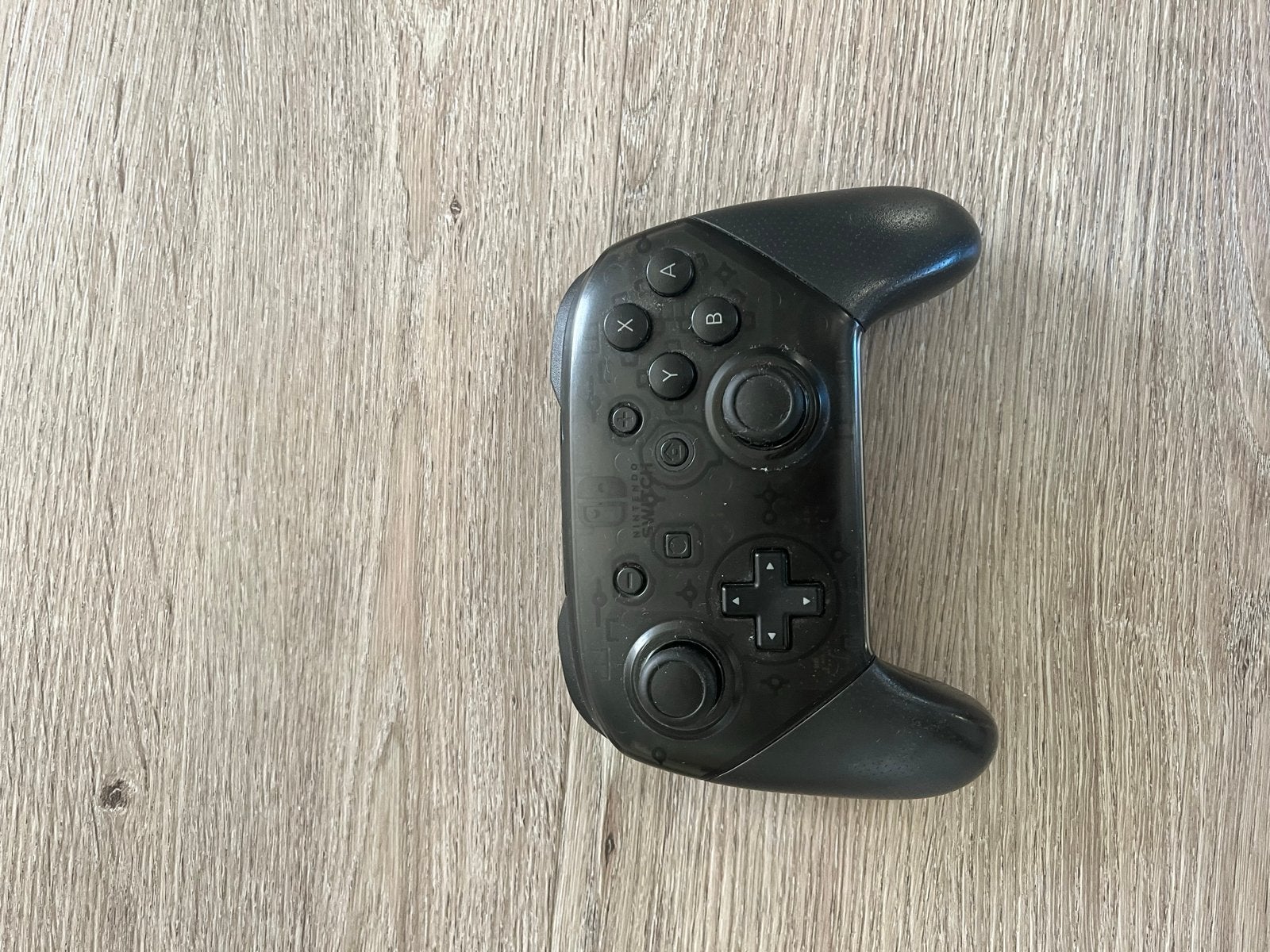 Nintendo Switch Pro Controller, Gebruikt, Overige controllers, Ophalen of Verzenden, Draadloos